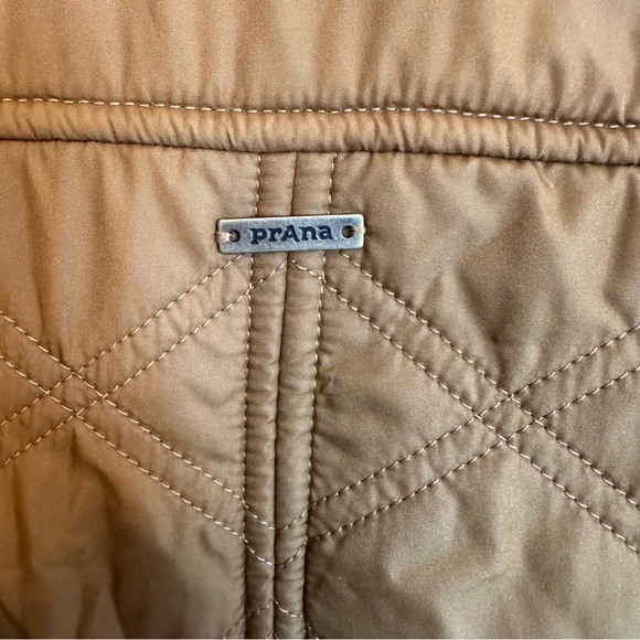 Prana Esla Jacket Womens Size XS Gold Quilted Athleisure Fleece Fall Winter Warm - Picture 7 of 16